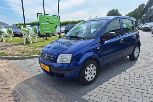 Fiat Panda (2010) thumbnail 1
