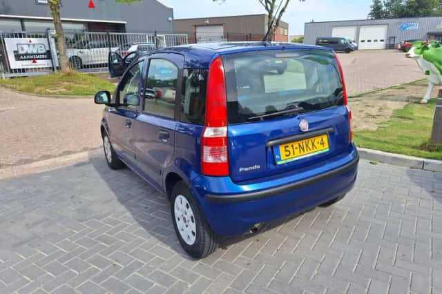 Fiat Panda (2010) thumbnail 4