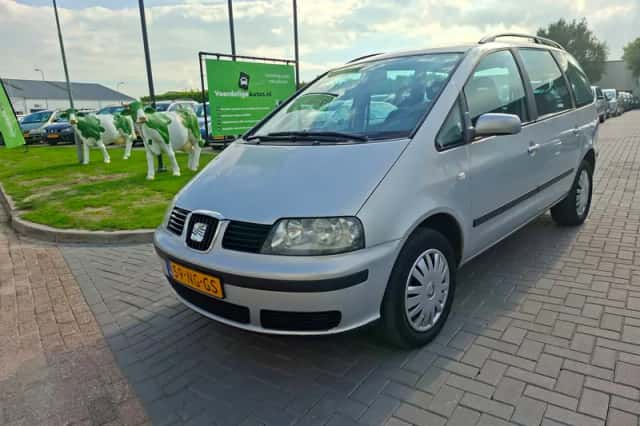 SEAT Alhambra (2003) thumbnail 1