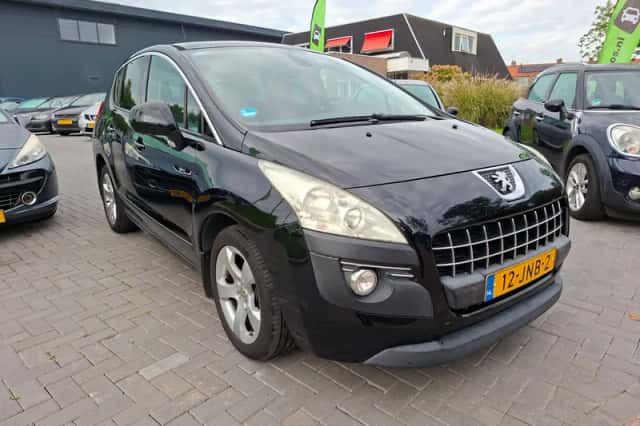 Peugeot 3008 (2009) thumbnail 2