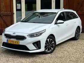 Kia Ceed Sportswagon thumbnail 2
