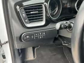 Kia Ceed Sportswagon (2021) thumbnail 11