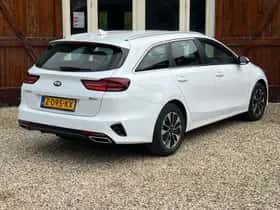 Kia Ceed Sportswagon thumbnail 3