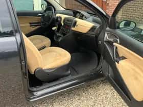 Lancia Ypsilon thumbnail 7