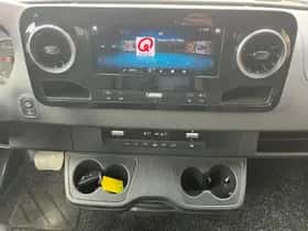 Mercedes-Benz Sprinter thumbnail 21