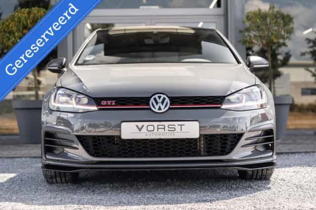Volkswagen Golf (2020) thumbnail 2