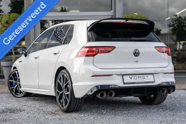 Volkswagen Golf (2022) thumbnail 4