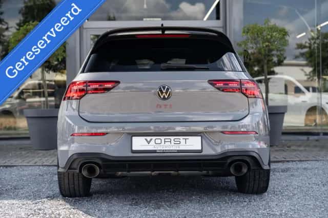 Volkswagen Golf (2022) thumbnail 5