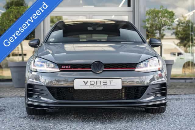 Volkswagen Golf (2019) thumbnail 2