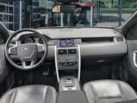 Land Rover Discovery (2016) thumbnail 14