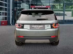 Land Rover Discovery (2016) thumbnail 6