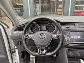 Volkswagen Tiguan (2016) thumbnail 12
