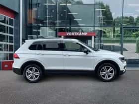 Volkswagen Tiguan (2016) thumbnail 4