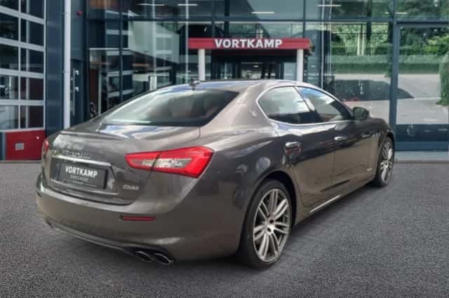 Maserati Ghibli (2018) thumbnail 5