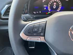 Volkswagen T-Roc (2025) thumbnail 17