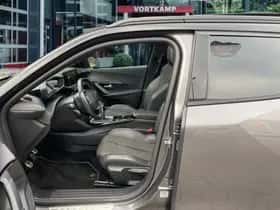 Peugeot 2008 (2019) thumbnail 11