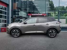 Peugeot 2008 (2019) thumbnail 8