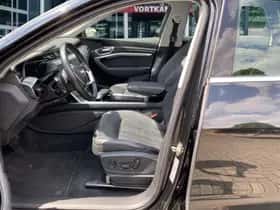Audi e-tron (2020) thumbnail 11