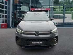 Volkswagen Tiguan (2025) thumbnail 2