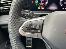 Volkswagen Tiguan (2025) thumbnail 19