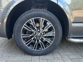 Volkswagen Transporter (2023) thumbnail 9