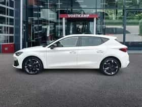 CUPRA Leon (2022) thumbnail 8