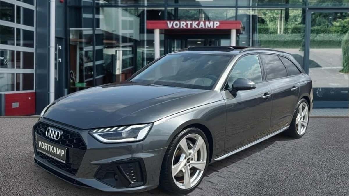Audi A4 (2022) — foto 1