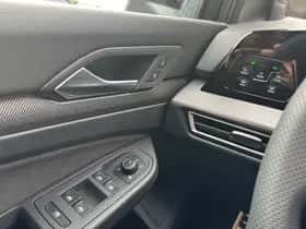 Volkswagen Golf (2026) thumbnail 15