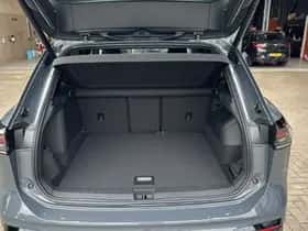 Volkswagen Tiguan thumbnail 10