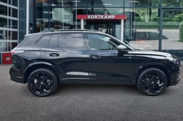 Volkswagen Tiguan (2026) thumbnail 4