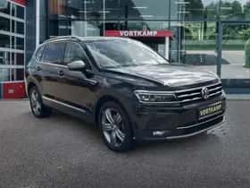 Volkswagen Tiguan (2021) thumbnail 2