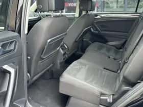 Volkswagen Tiguan (2021) thumbnail 11