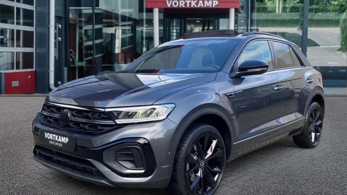 Volkswagen T-Roc (2024) — foto 1