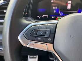 Volkswagen T-Roc (2024) thumbnail 17
