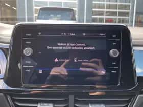 Volkswagen T-Roc (2024) thumbnail 22