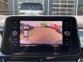 Volkswagen T-Roc (2024) thumbnail 23