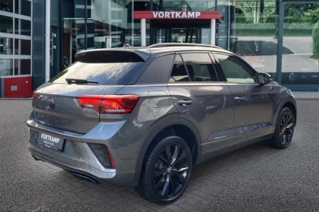 Volkswagen T-Roc (2024) thumbnail 5
