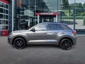 Volkswagen T-Roc (2024) thumbnail 8