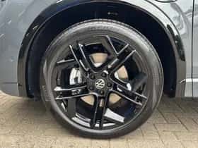 Volkswagen Tiguan thumbnail 9