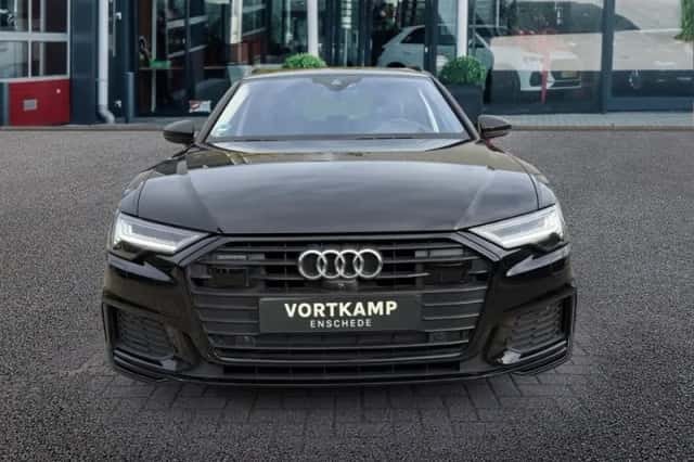 Audi A6 (2021) thumbnail 2