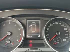 Volkswagen Passat (2015) thumbnail 16