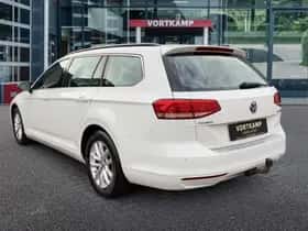 Volkswagen Passat (2015) thumbnail 7