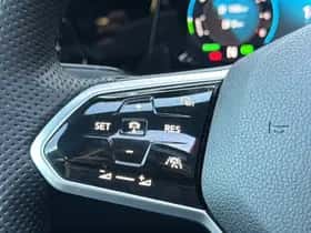 Volkswagen Golf (2021) thumbnail 16
