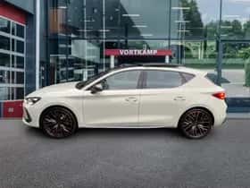 CUPRA Leon (2024) thumbnail 8