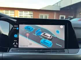 Volkswagen Golf (2022) thumbnail 22
