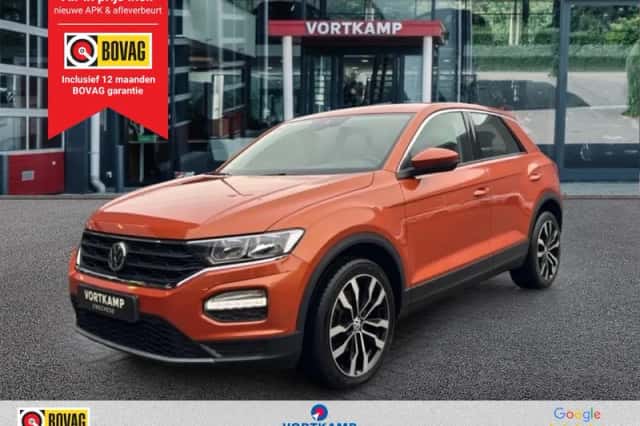 Volkswagen T-Roc (2018) thumbnail 1