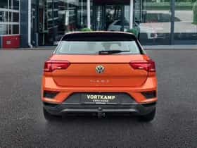 Volkswagen T-Roc (2018) thumbnail 6