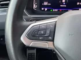 Volkswagen Tiguan (2022) thumbnail 17