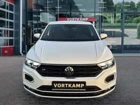 Volkswagen T-Roc (2021) thumbnail 2