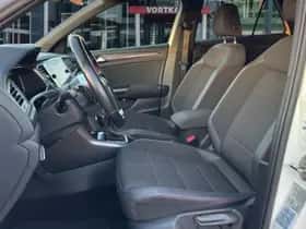 Volkswagen T-Roc (2021) thumbnail 12
